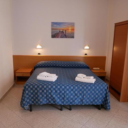 Hotel Jole Marina dʼMarina dʼAndora Eksteriør billede